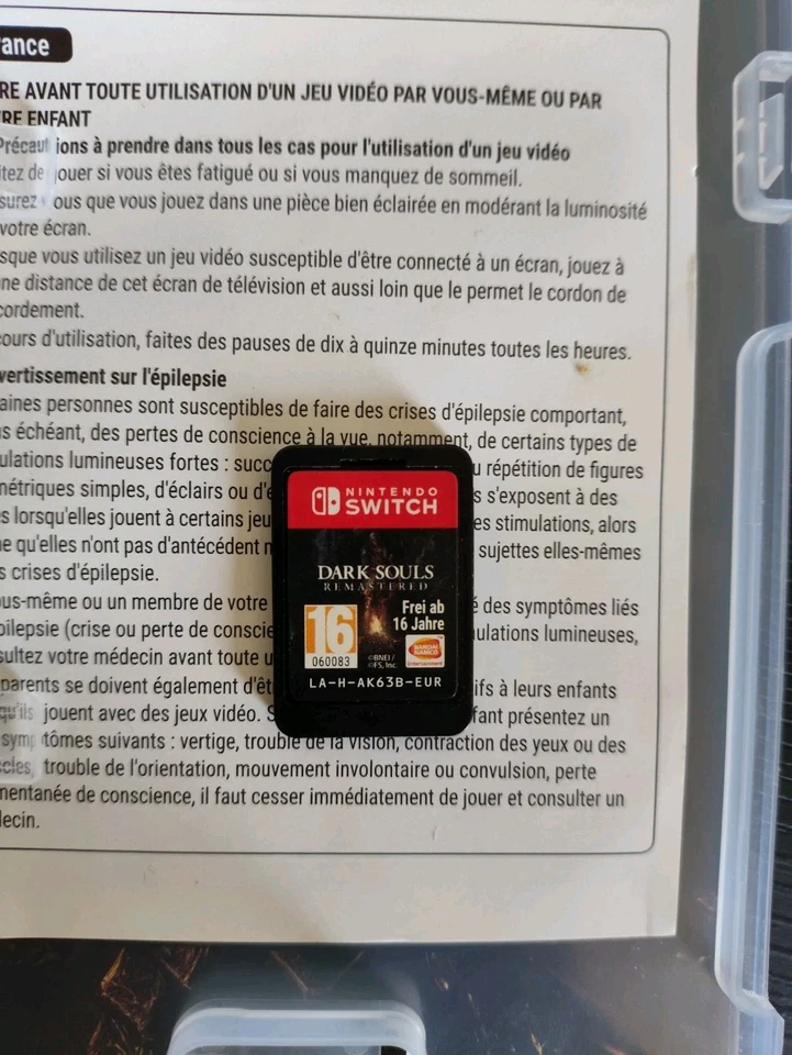Dark Souls: Remastered - Nintendo Switch - Usato - Gioco in Italiano, foto 3 di 5