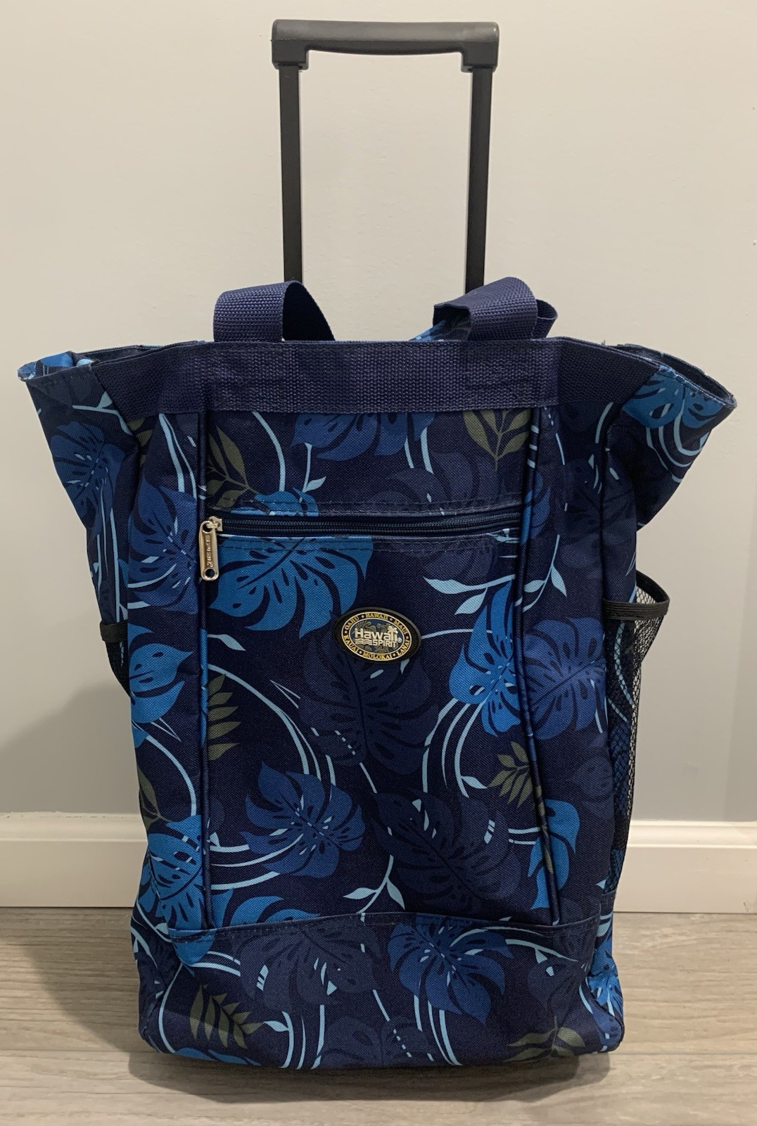 Hawaii Spirit Rolling Travel Bag, Blue Flowers 18x20 Duffle 