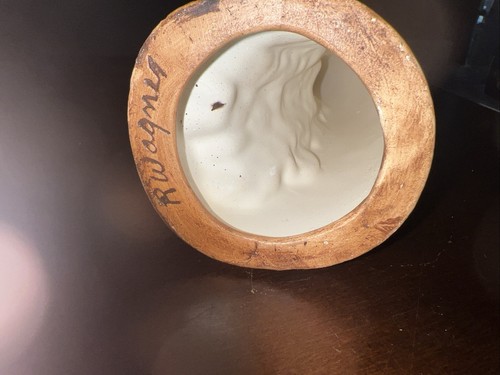 Native American Indian Figurine Carved Resin Horn Sculpture 10 Inches - Picture 3 of 4