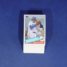 1985 TOPPS #440 FERNANDO VALENZUELA LOT OF 35 MINT B375488