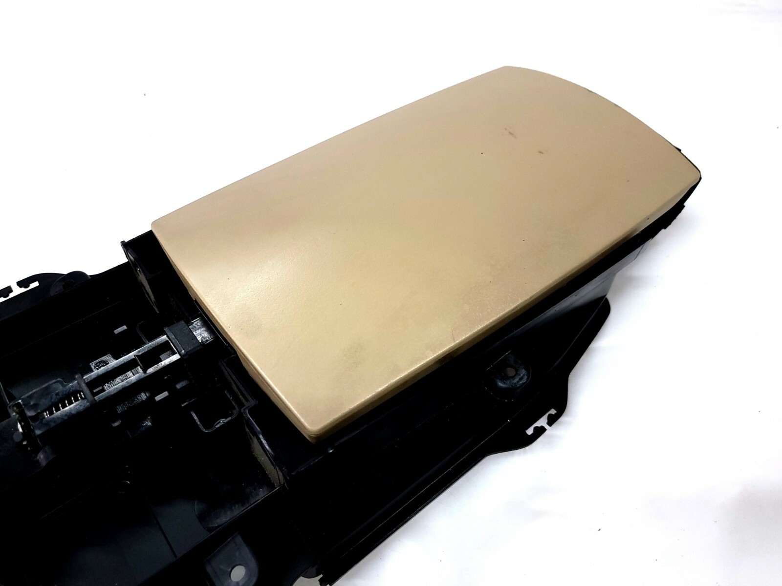 ⭐ 0308 Bmw E85 Z4 Rear Center Console Upper Storage Compartment Cover