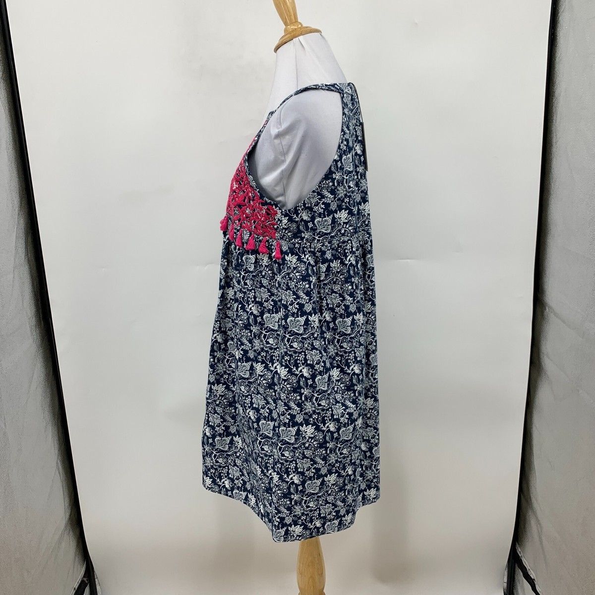 THML Floral Embroidered Tunic Dress Womens S Small Tassel Trim Halter Ring Neck | eBay THML Floral Embroidered Tunic Dress Womens S Small Tassel Trim Halter Ring Neck | eBay