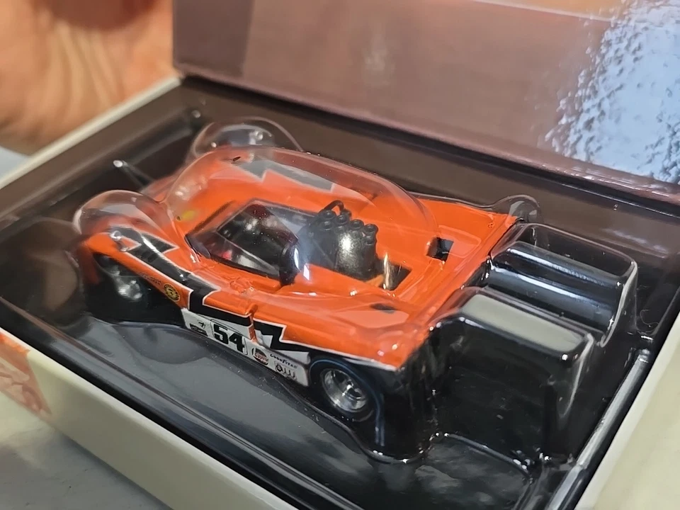 GMP 1/43 - Mclaren M8B Low Wing N°54 12430 KOVELESKI JEROBEE CARRO DE CORRIDA FUNDIDO - Imagem 2 de 3