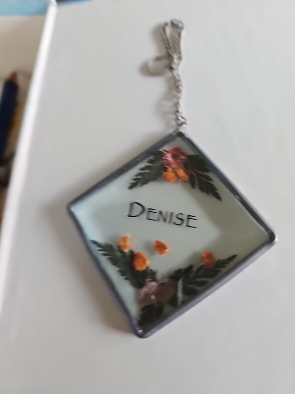 GANZ Diamond shaped glass suncatcher charm with pressed flowers name DENISE 