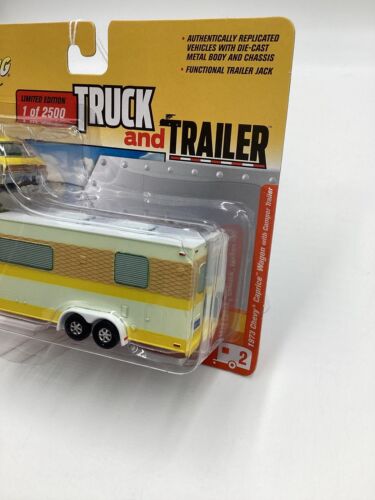 Johnny Lightning Truck And Trailer Yellow 1973 Chevy Caprice Wagon / Camper Trai - Picture 4 of 7