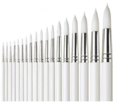 Brosses En Nylon Langue De Chat N° 18