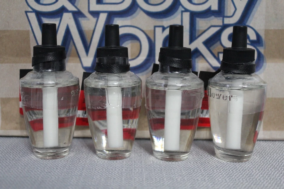 Bath & Body Works Bright Christmas Morning Wallflowers Refill Bulb 4-pack - Image 2 of 2