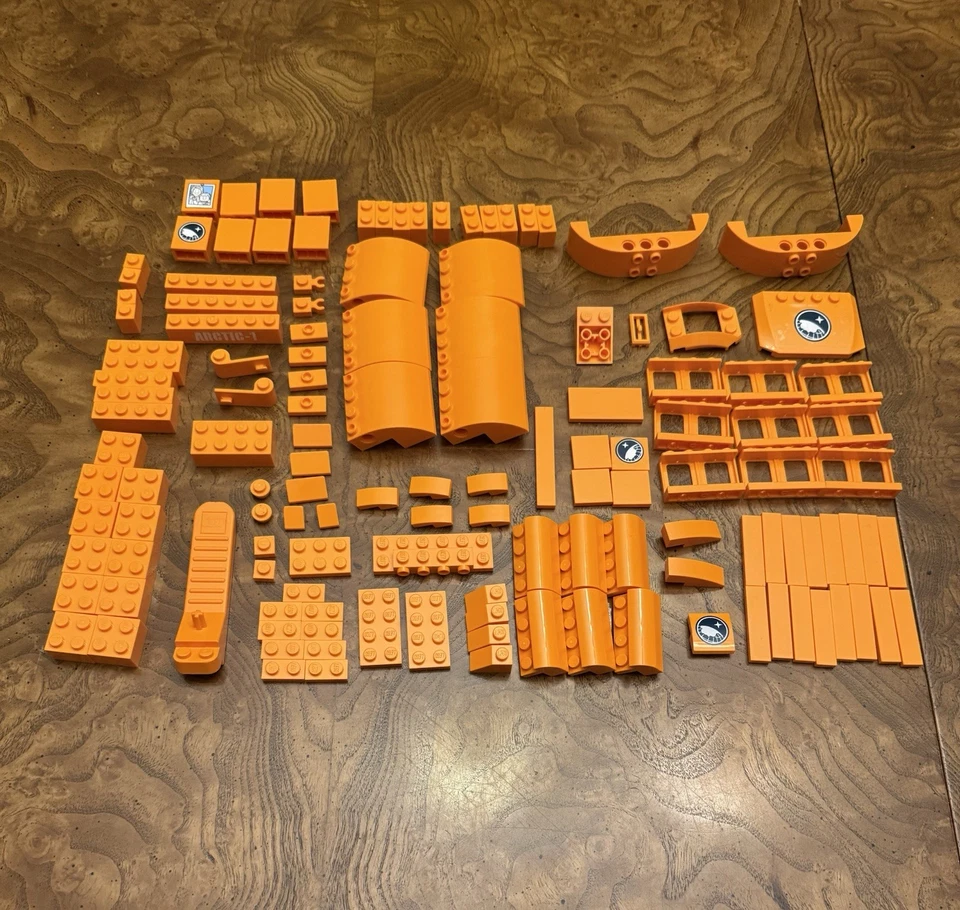 LEGO City Arctic Base Camp Set 60036 Complete Retired 2014 - Image 4 of 4