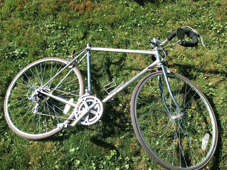 vintage Nishiki #4130 Chrome-moly Main Tube 12 Speed - Image 2 of 4