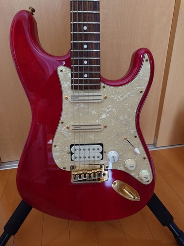 Charvel DiMarzio Pick Ups / Electric Guitar / made in Japan