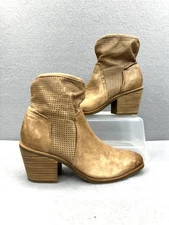 Sofft Women’s Ankle Boots Size 9 Tan Side Perforated Leather Zip Heels