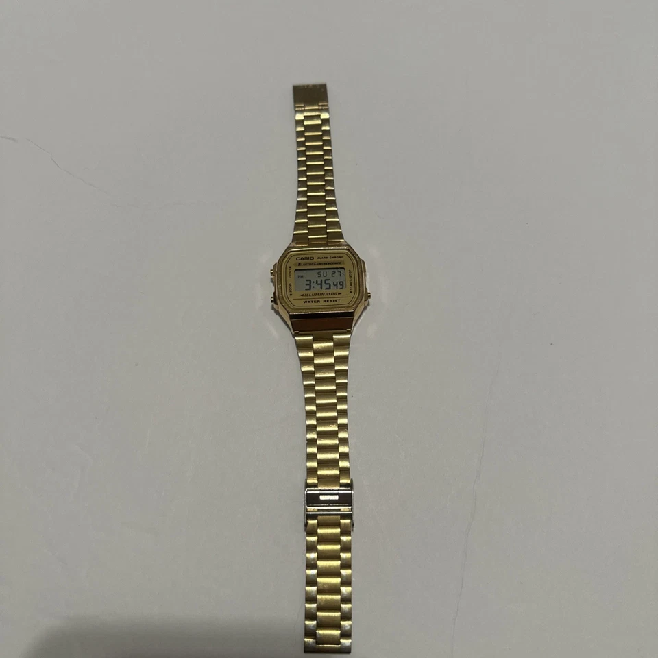 Reloj Casio Hombre 'Vintage' Iluminador Digital Tono Dorado Acero Inoxidable. Foto 2 de 4