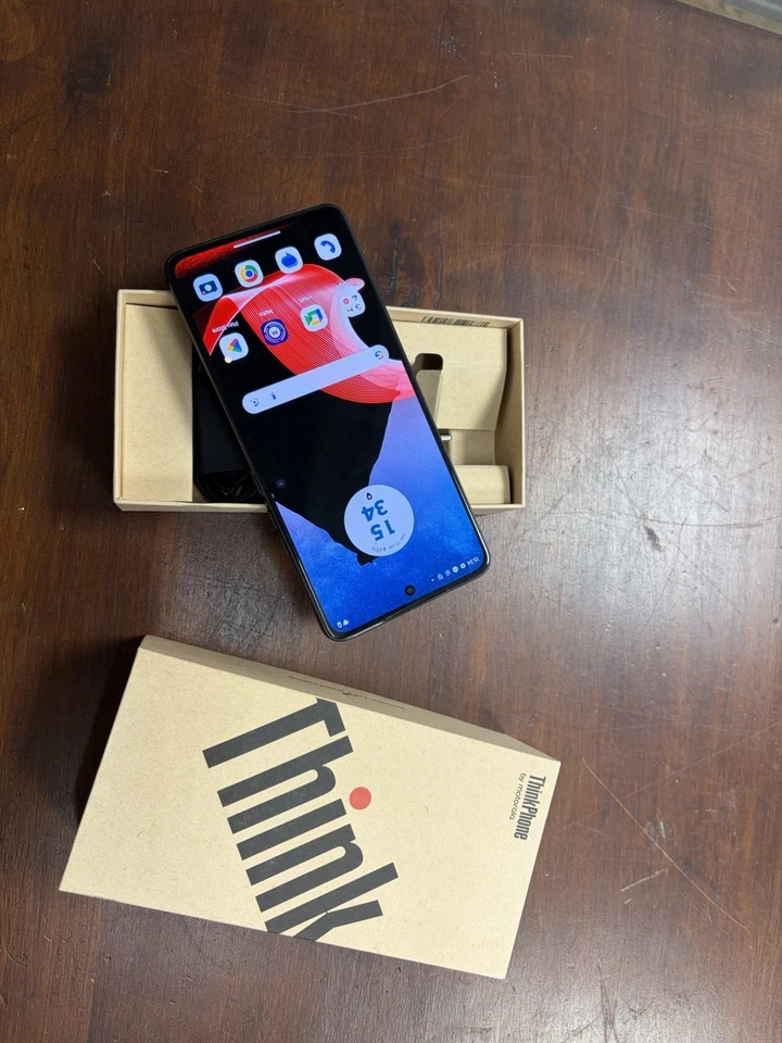 Smartphone Motorola Thinkphone XT2309-2 5G Dual Sim 8/256GB Carbon Black EU - Immagine 2 di 4