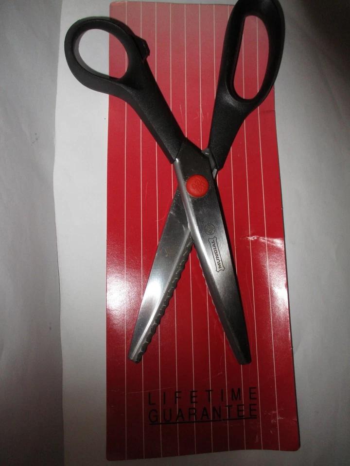Mundial Pinking Shears 665-81/2 Quality Made NOS - Image 4 of 4