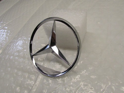 2008-2015 MERCEDES-BENZ C250 C350 C63 AMG REAR CHROME EMBLEM OEM A2047580058 - Picture 3 of 8