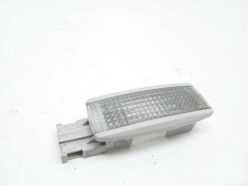 Volkswagen PASSAT B5.5 2001 Sonstige Leuchte Innenraum 3B0947113 UST111800