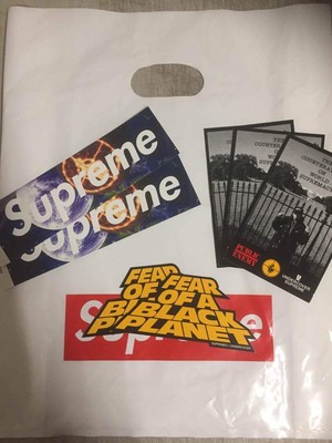 supreme box logo scratch