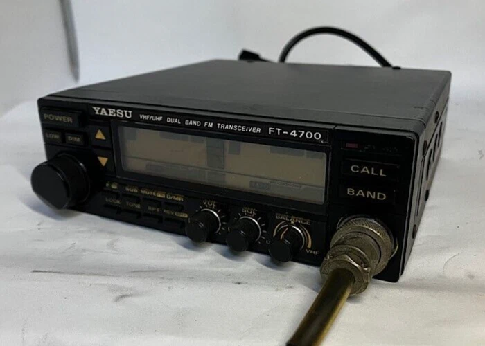 YAESU FT-4700 VHF/UHF Dual band FM transceiver Amateur Ham Radio w/ mic  Tested