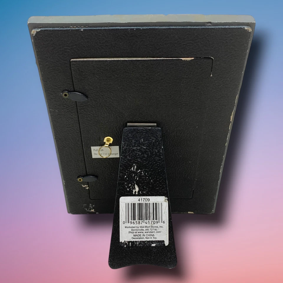 Marco de fotos botánico vintage Y2K abejas cala lirio resina floral grabado 8" x 6" Foto 4 de 4