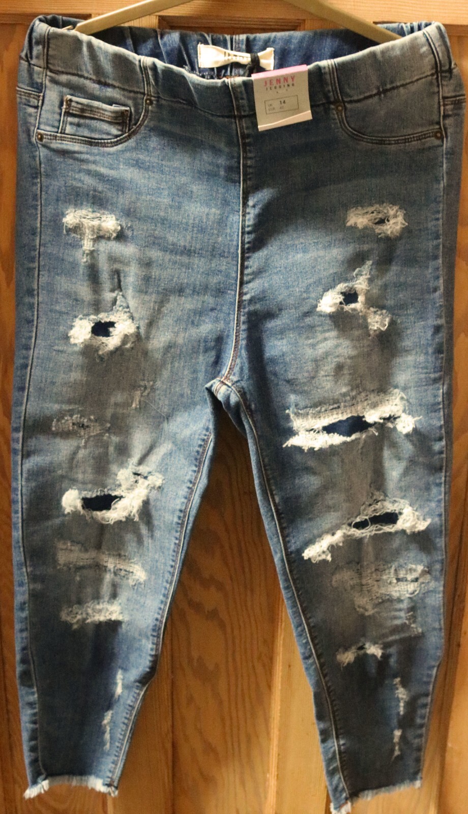 Jenny Ripped Cropped Jeggings for Women Size 14 Stretchy Fit