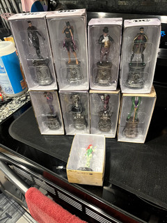 9 Piece Lot Of DC Comics Eaglemoss Chess Pieces