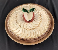 Vintage Portugal Ceramic 12" Apple Pie Dish With Lid | Pie Keeper Farmhouse 