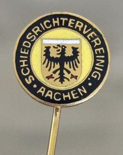 alte Nadel von der Schiedsrichtervereinigung Aachen emailliert
