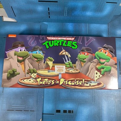 NECA Teenage Mutant Ninja Turtles: Turtles in Disguise Action