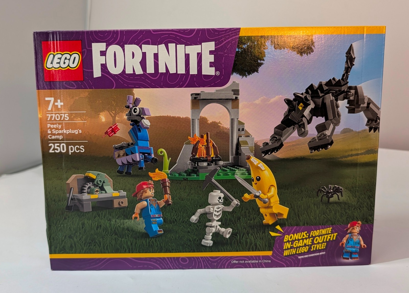 LEGO Fortnite: Peely & Sparkplug's Camp (77075)