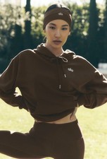 New with tags ALO Accolade Espresso Hoodie MEDIUM