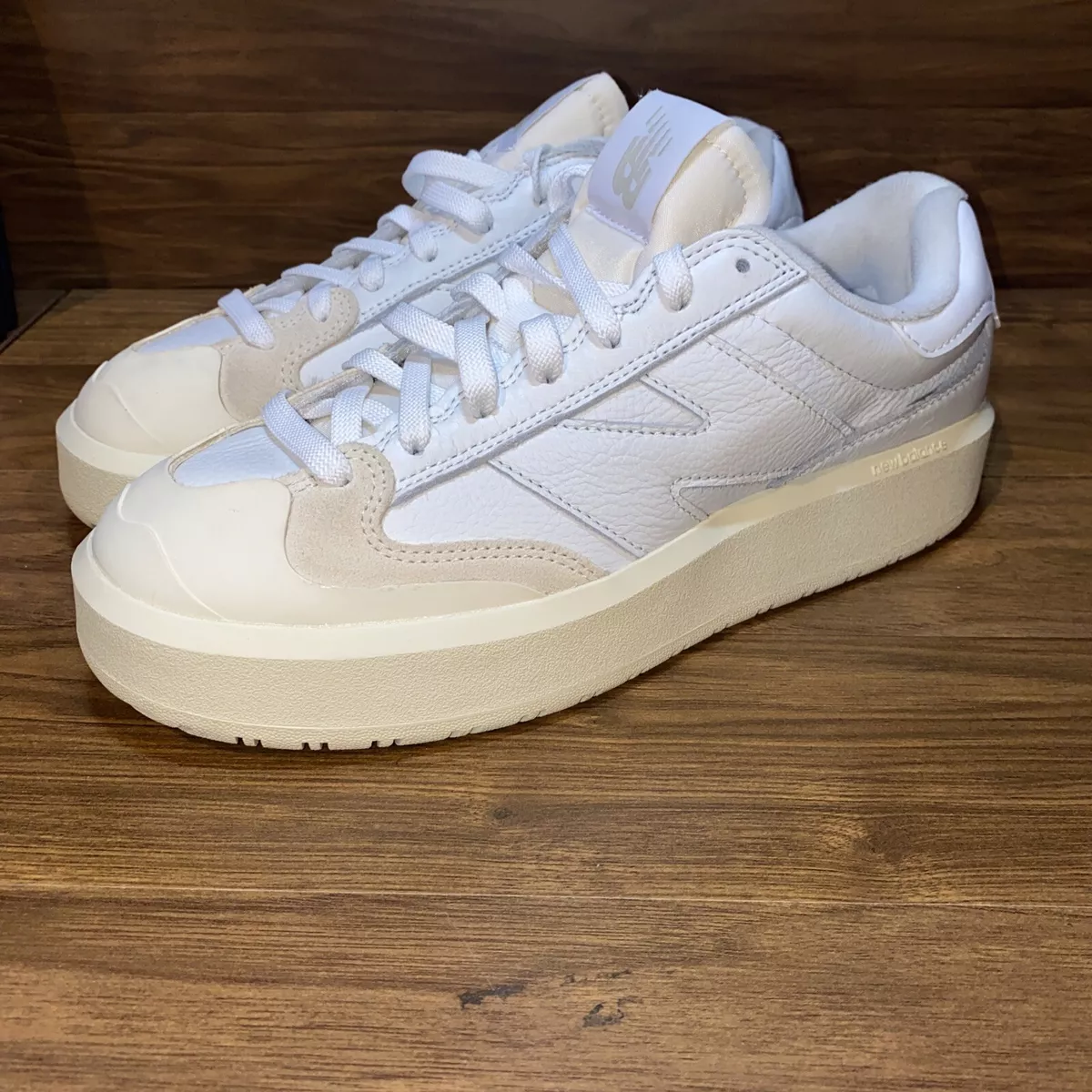 New Balance CT 302 OB Mens Size 10D Lifestyle White Shoes Casual Tennis Sneakers