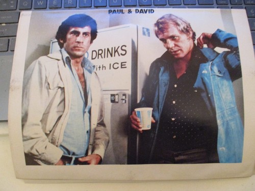 David Soul, Paul Michael Glaser - Starsky & Hutch Magazine 1977 - Foto 8 di 8