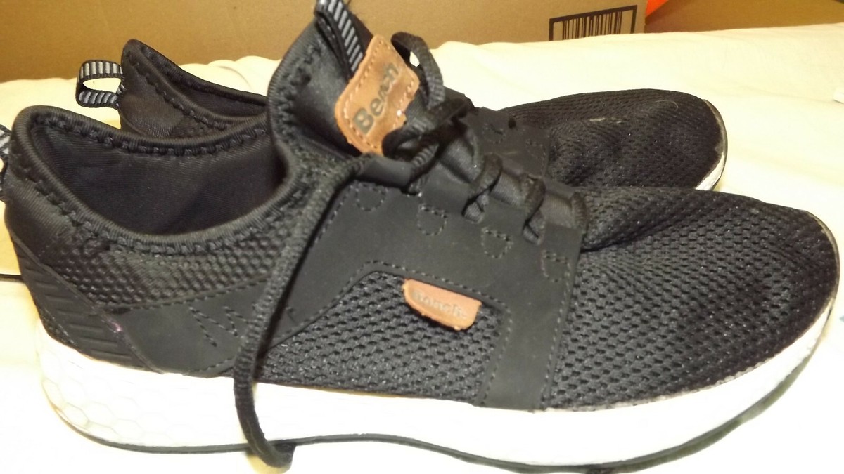 Bench sneakers US EU40 black lace up