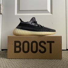 yeezy boost 350 v2 adults carbon