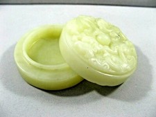 Scatoletta in Giada Serpentino Verde naturale incisa a mano,coperchio con Draghi