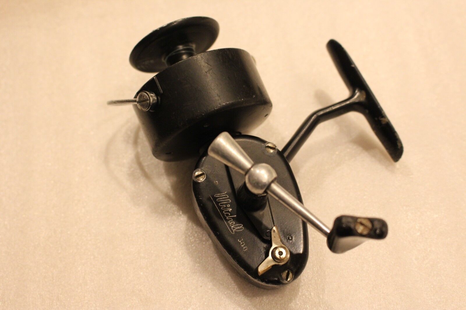 Vintage Garcia Mitchell 300 Spinning Fishing Reel Collector Nice Condition