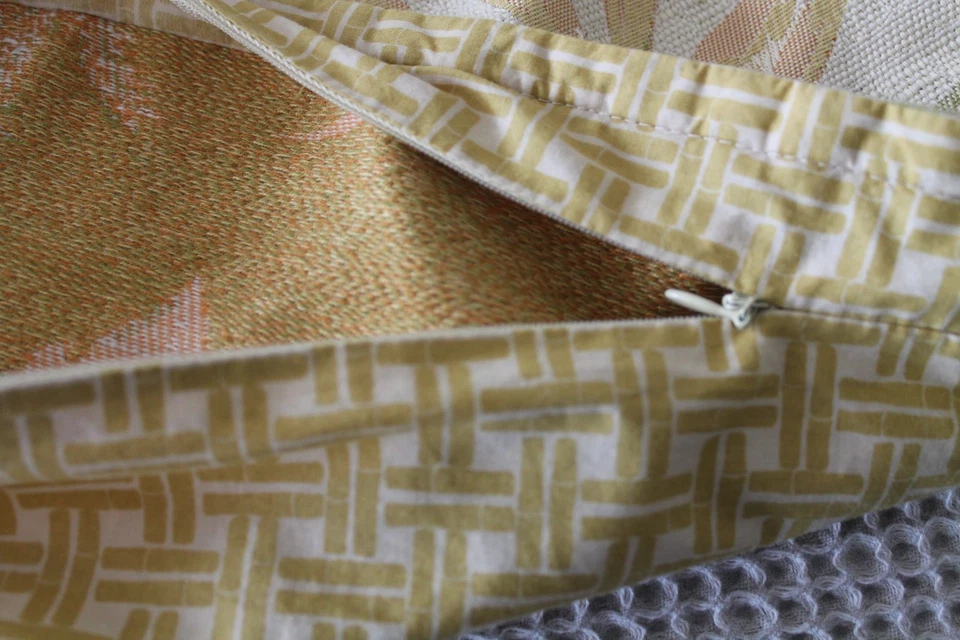 Raymond Waites Floral Botanical Bedding King and 4 Shams - Image 4 of 4