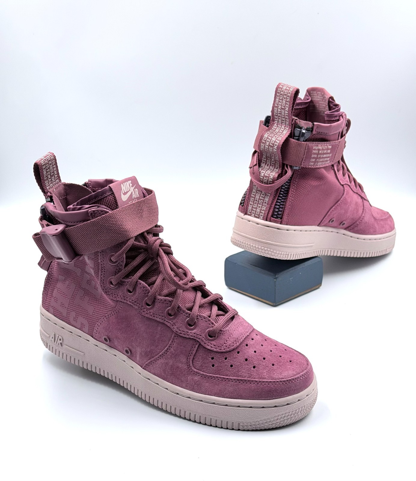 Size 7.5 - Nike SF Air Force 1 Mid Force Is Female W image 6