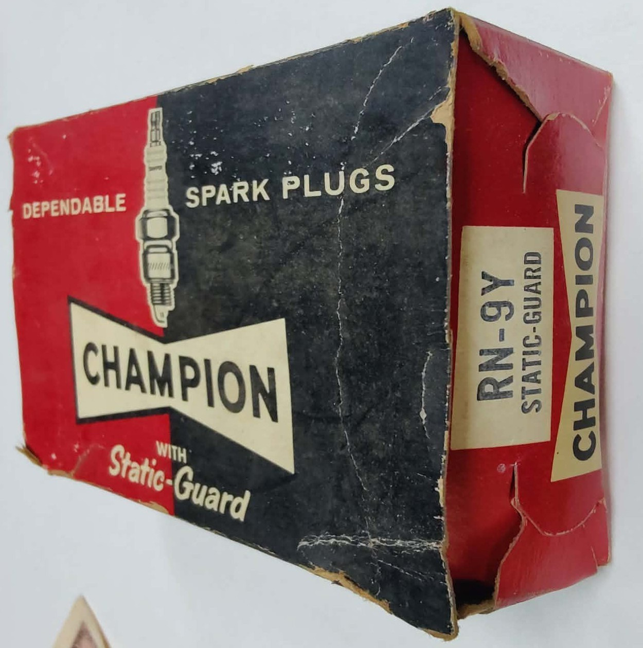NOS 6 Pack Champion Spark Plugs RN-9Y