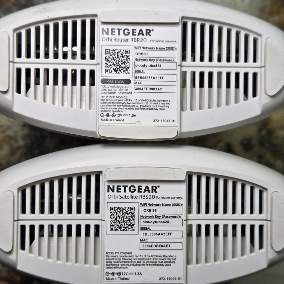 Netgear Orbi RBR20 Mesh WiFi Router & Satellite | AC2200 Tri-Band Whole Home Sys - Image 4 of 4