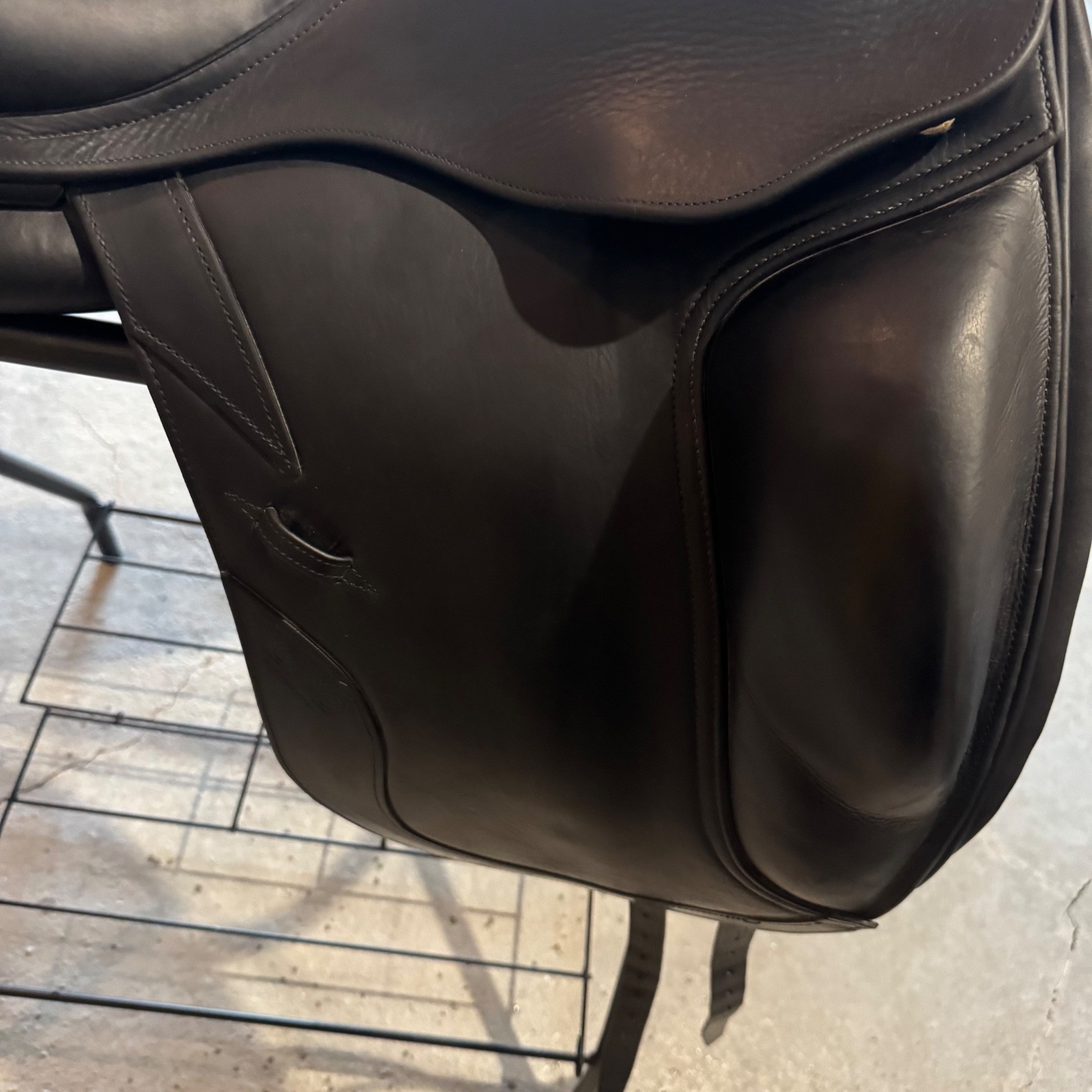 CWD Dressage Saddle, great condition, little use, cover and leathers, 17.5" 