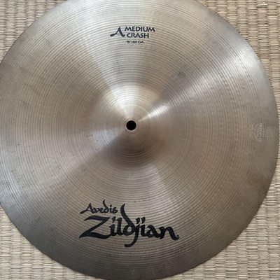 A Zildjian Medium Crash すくわ 16 NAZL16CM