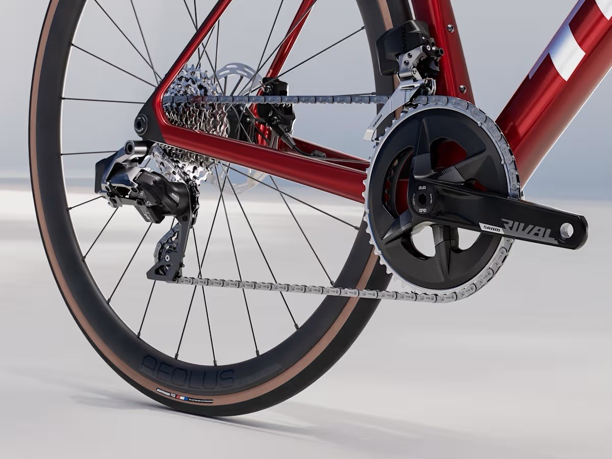 Trek Madone SL6 AXS Gen8, ML, 2025, NEW, Crimson. | eBay