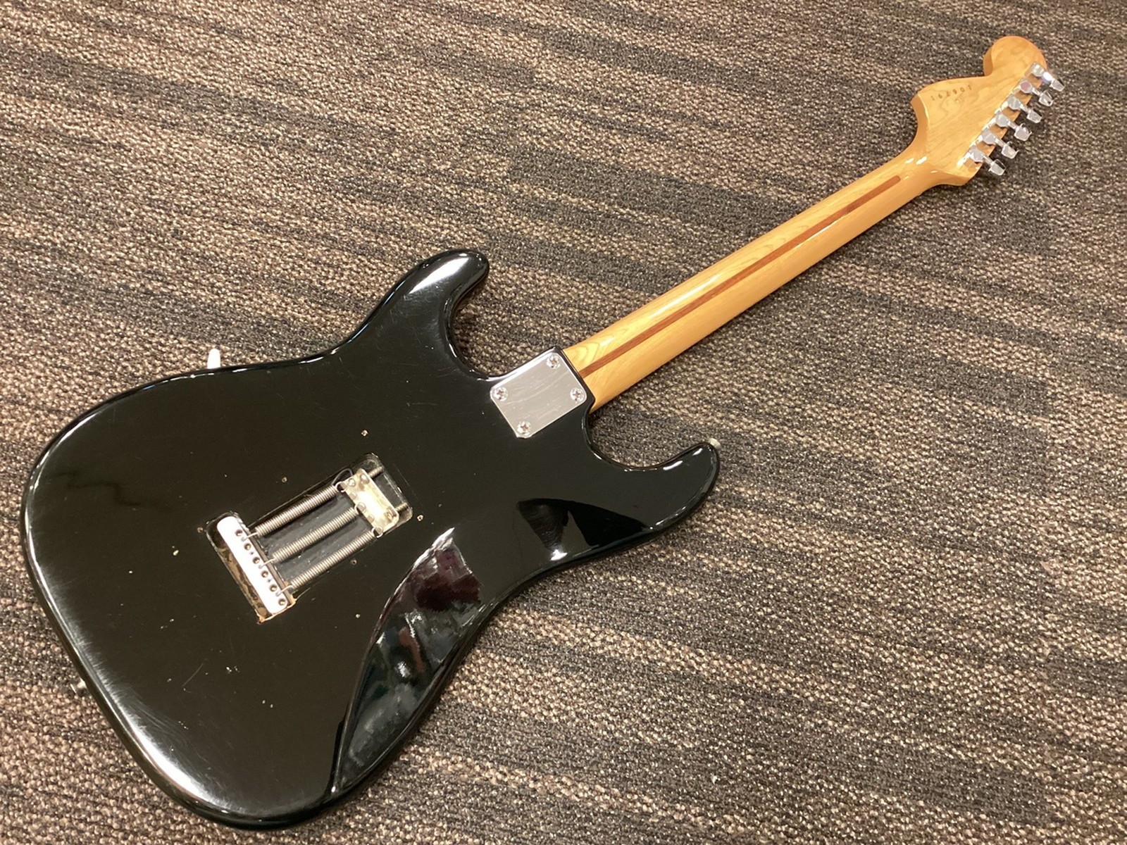 H.S.Anderson ST70 Used Sen Body Maple Neck Maple Fingerboard Black w/Soft Case