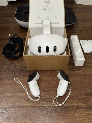Quest 3 512GB VR Headset, Controllers, Hard Case, Extra Charging Cable 