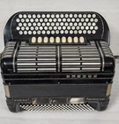 HOHNER MORINO ARTISTE IV N  C GRIF 120 BASS  Piano Accordion Akkordeon Excellent