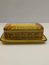VTG Textured Sunburst Yellow And Honey Glaze Ceramic Butter Dish