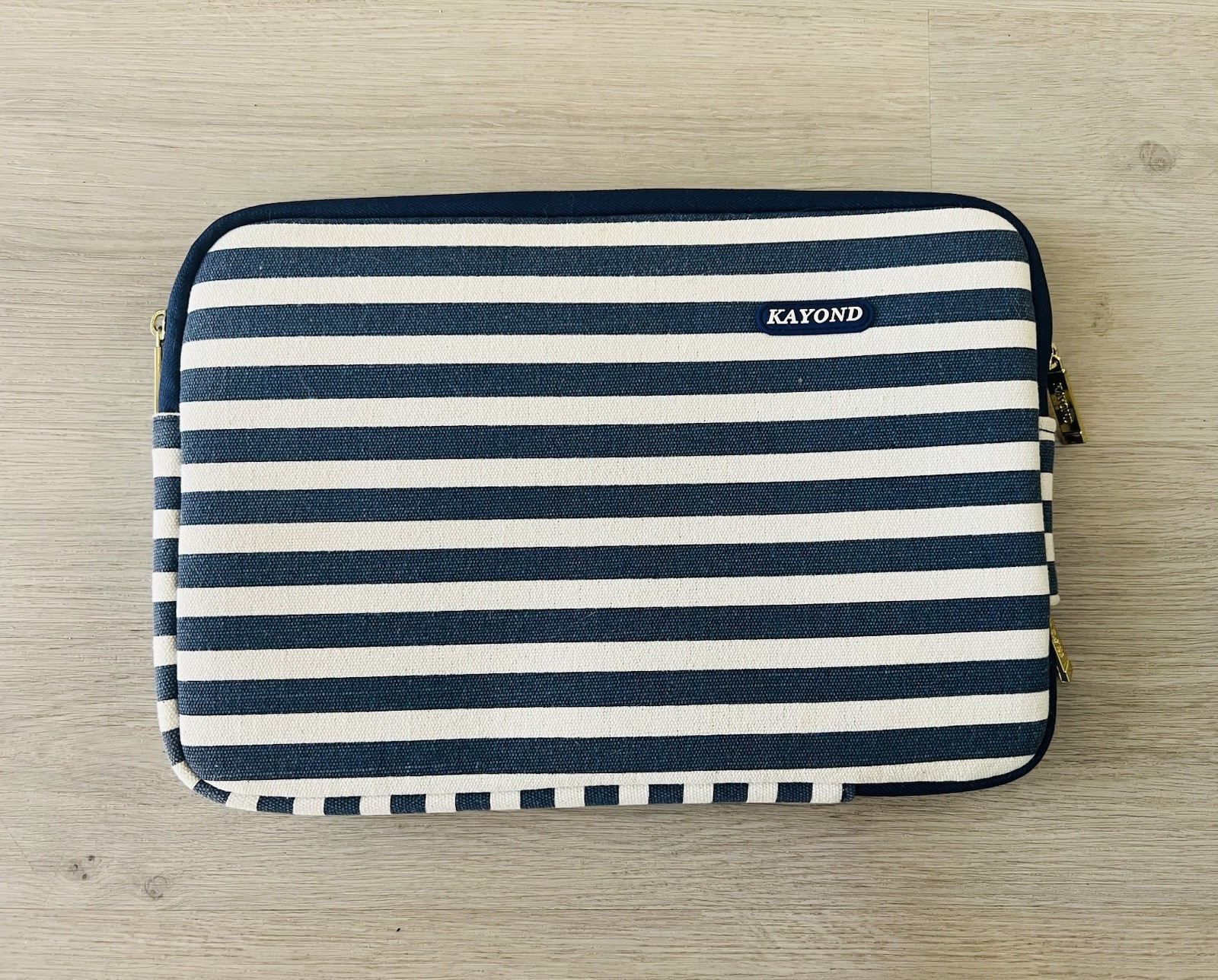 KAYOND STRIPED LAPTOP COVER SLEEVE WATER RESISTANT UP TO 14 INCH SOFT