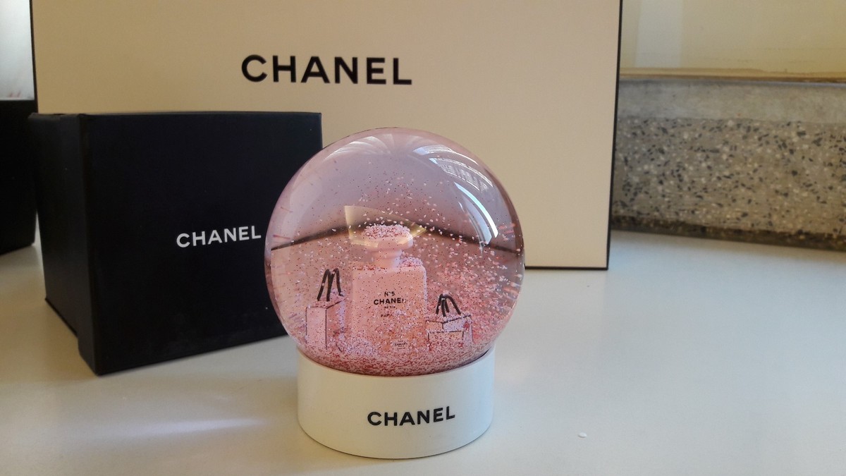 CHANEL Logo Crystal Mini Snow Globe Dome Christmas Novelty New