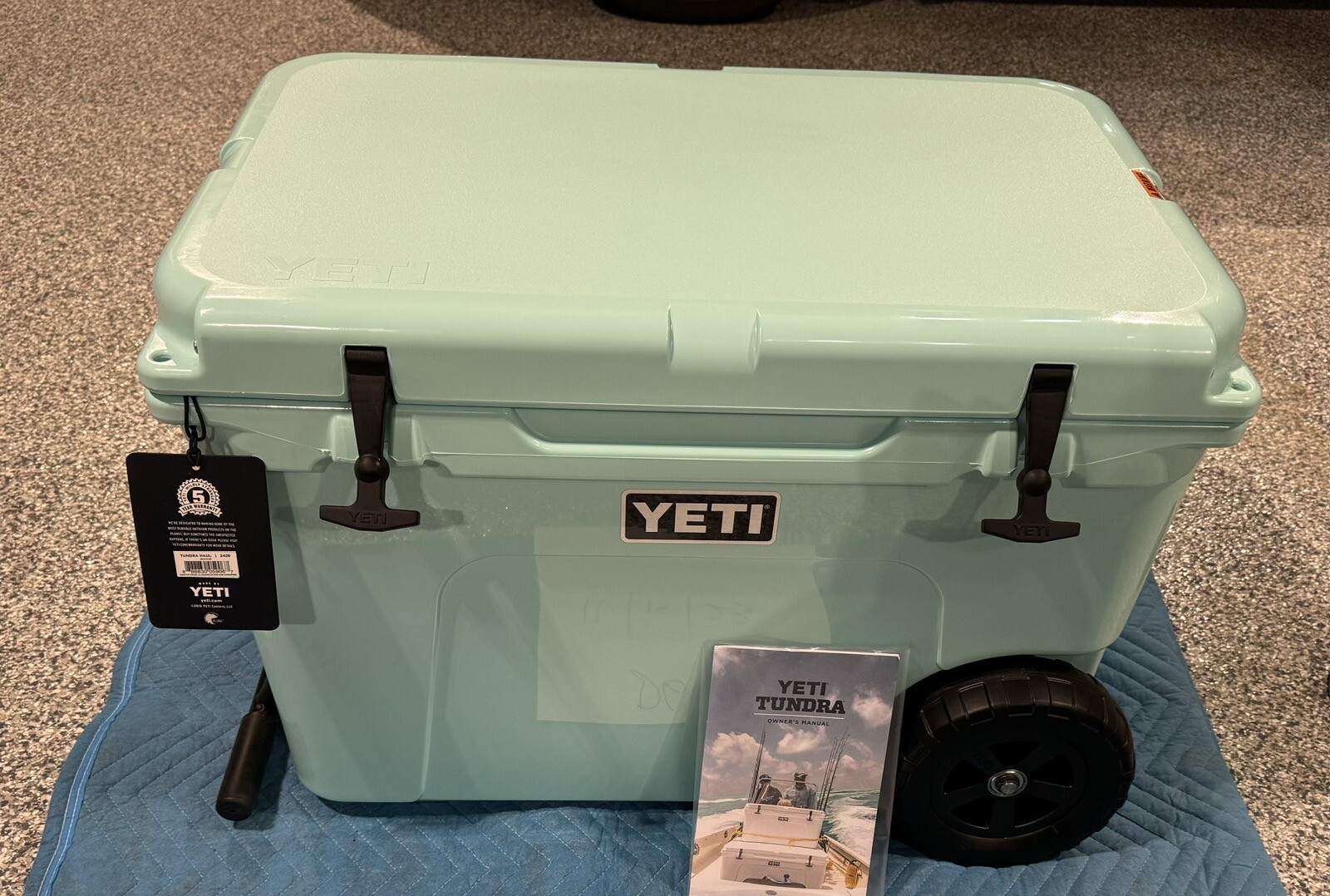YETI Tundra Haul Wheeled Cooler Rare! Retired Seafoam